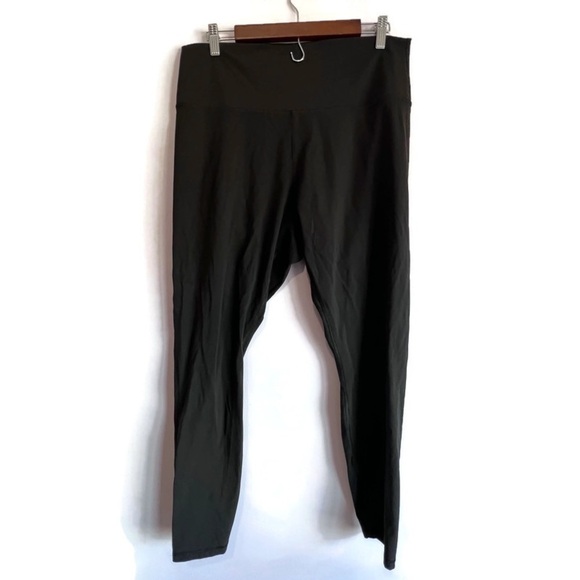 EUC EVERLANE Perform 24/7 Regular Length Black Nylon Blend Leggings Size XXL - Picture 10 of 10